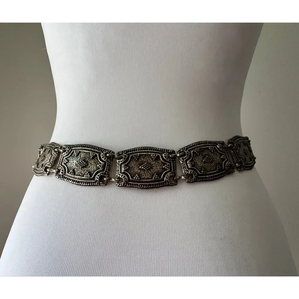 Vintage ‘90s The Limited Tan Genuine Leather Belt w/ Silver Hardware